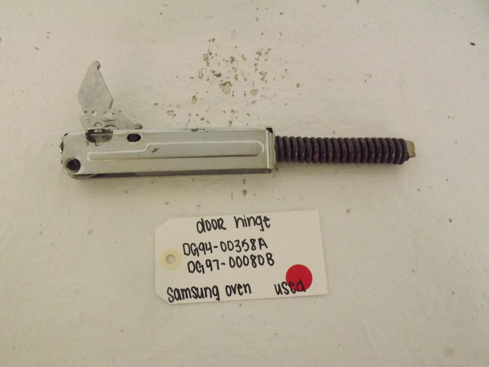 Samsung Oven DG94-00358A DG97-00080B Door Hinge Used Samsung Oven DG94-00358A DG97-00080B Door Hinge Used